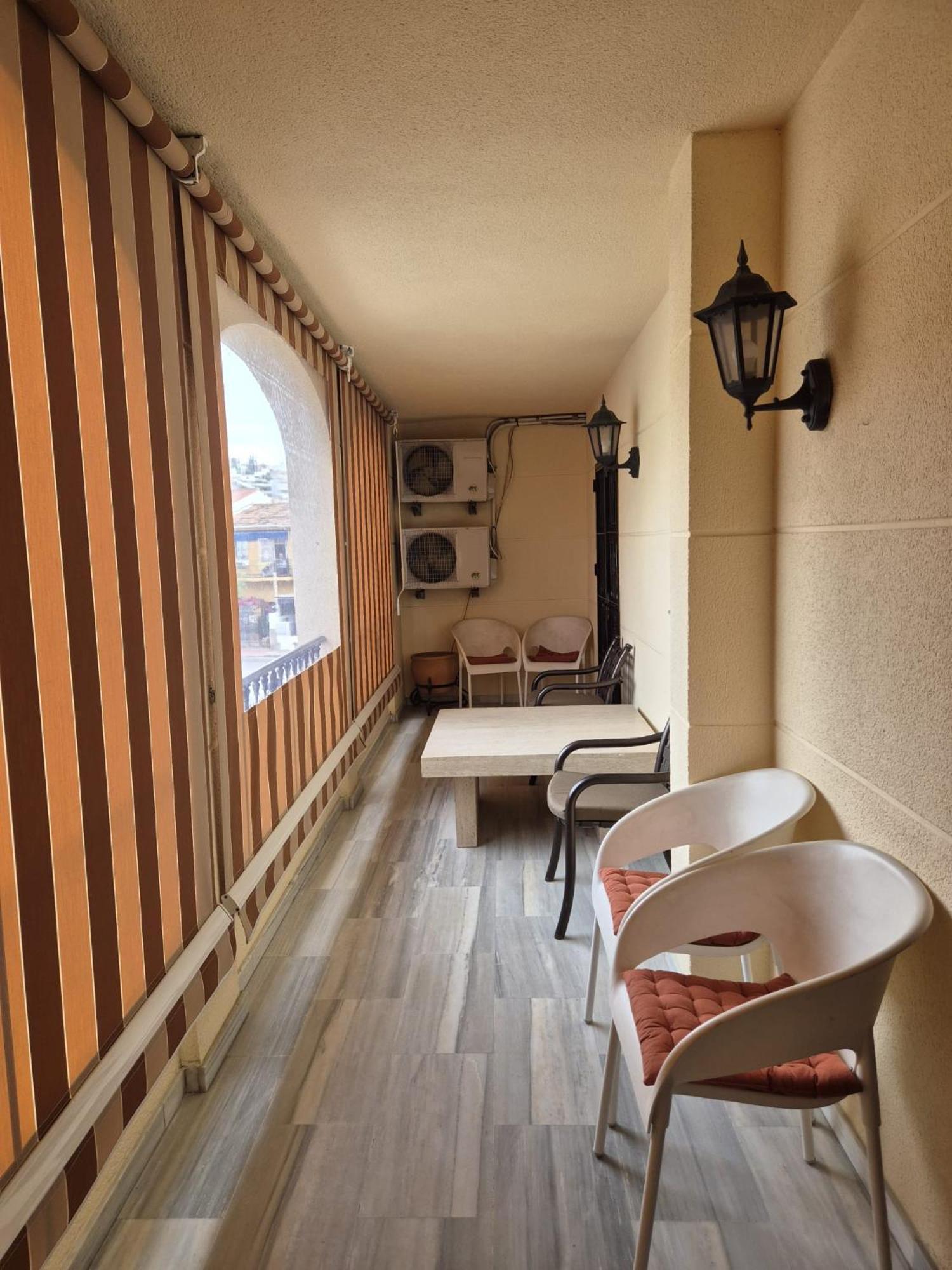 Luxurious Three Bedroom Duplex Apt Close To Beach 푸엔히롤라 외부 사진