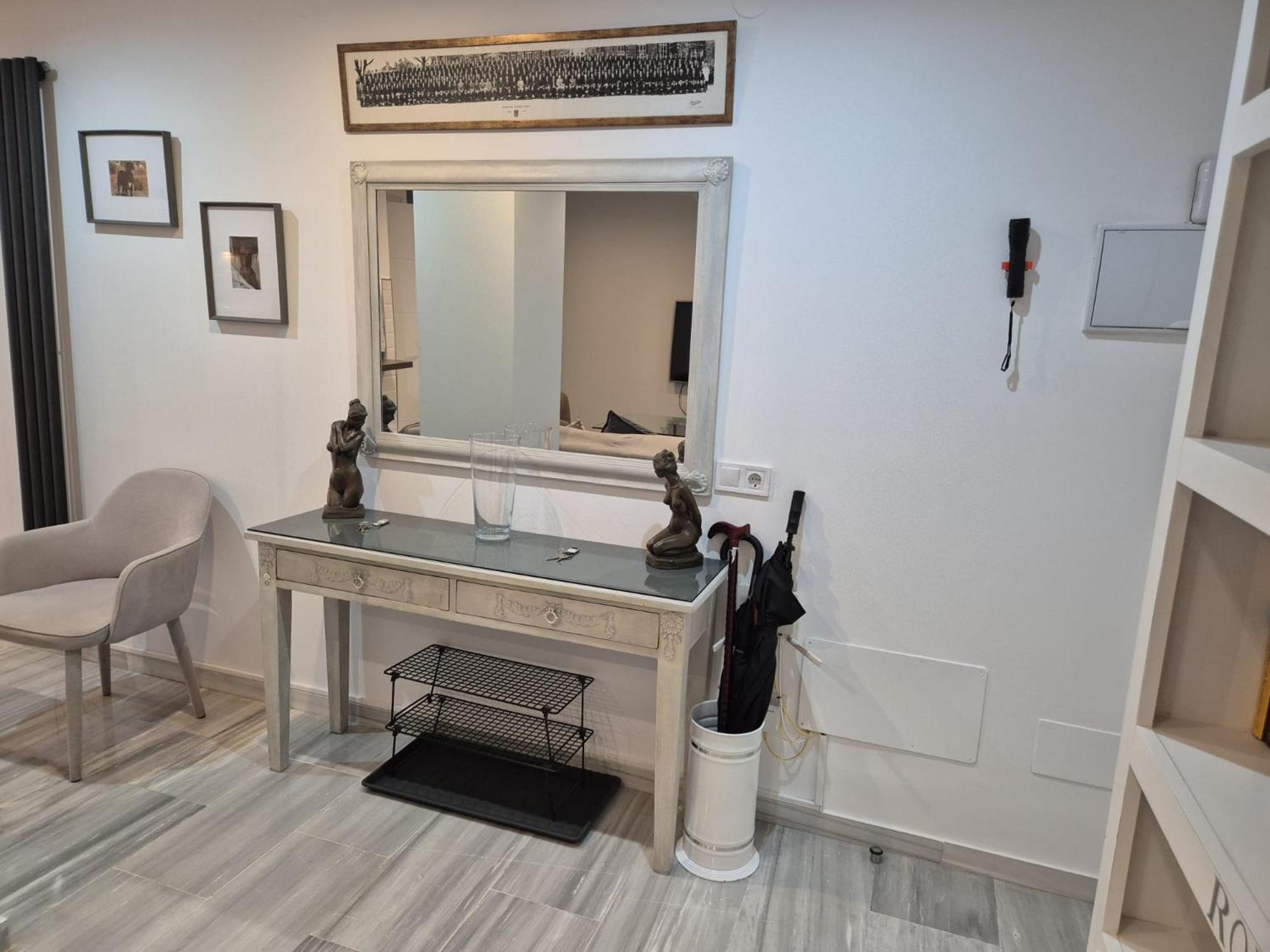 Luxurious Three Bedroom Duplex Apt Close To Beach 푸엔히롤라 외부 사진
